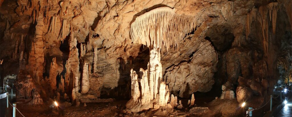 Alistratis Cave